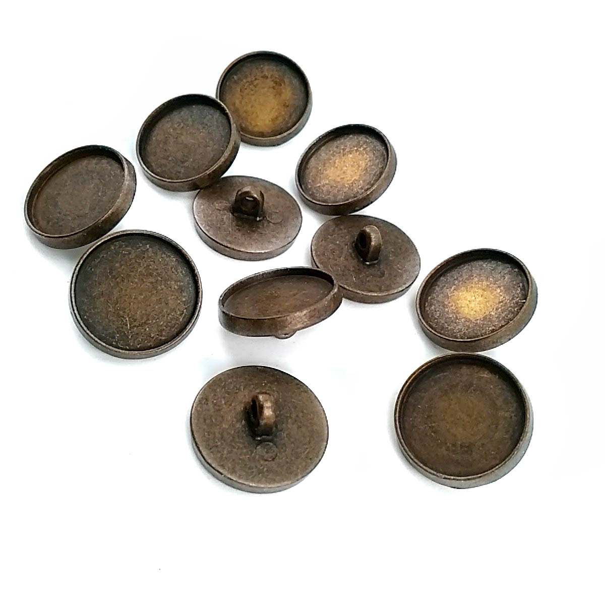 20.2 mm Shank Button front and detail view
