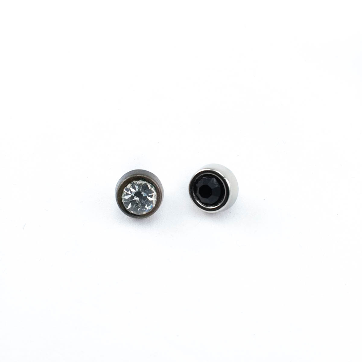 8 mm Rhinestone / Crystal Detail Shank Button product image 8 mm Rhinestone / Crystal Detail Shank Button front and detail view