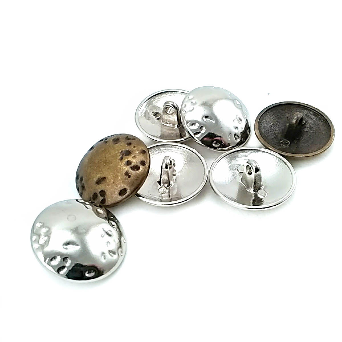 23 mm Shank Button front and detail view