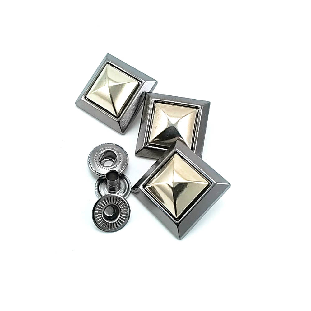 Kare Şekil Çift Renk Mont Çıtçıtı 20 x 20 mm B 67