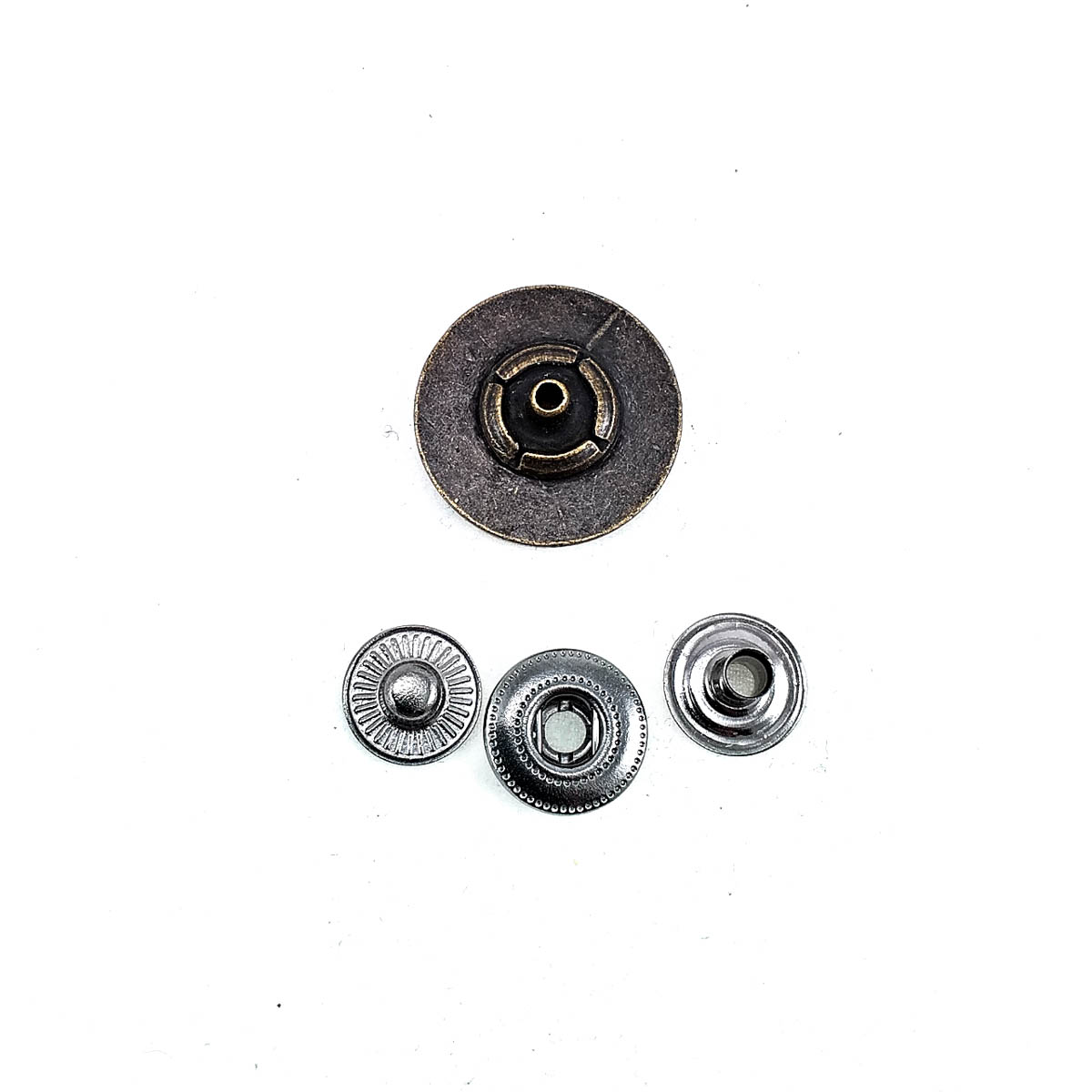Çıt çıt Düğme Çizgili Tasarım 13 mm 22 boy E 1351