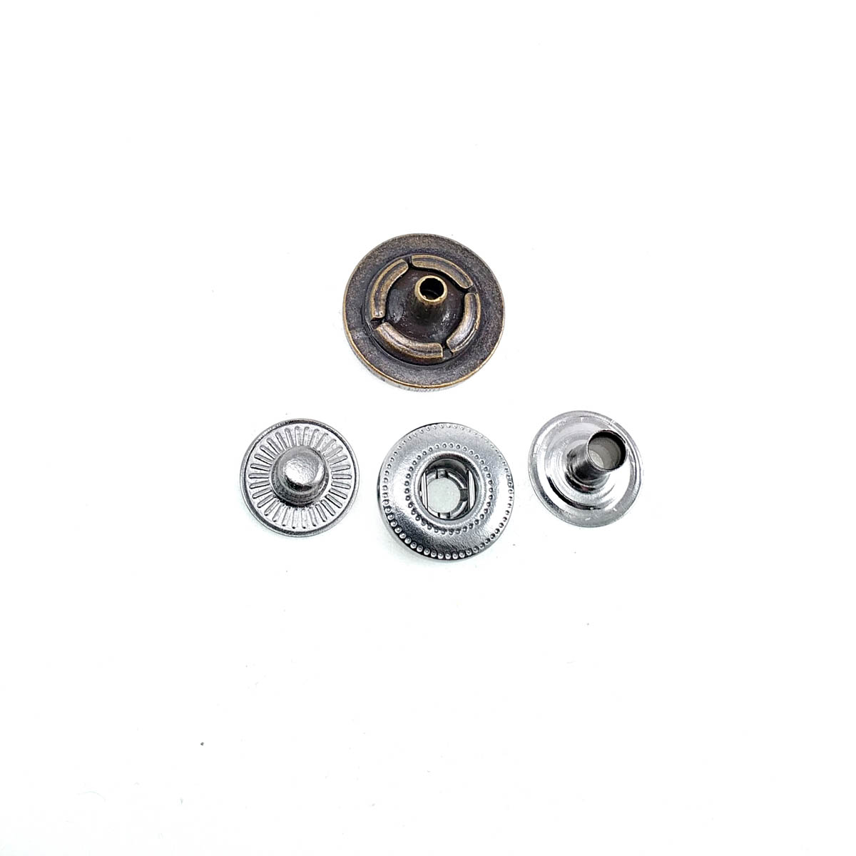 Çıtçıt Düğme İnce Çizgi Desenli Mont Düğmesi 15 mm 24 boy E 1404