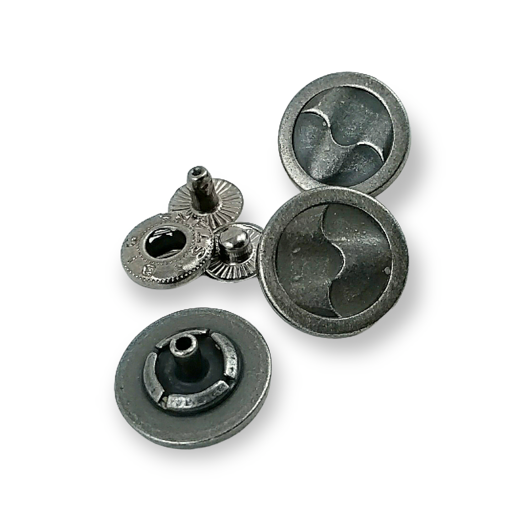 Şık Desenli Çıtçıt Düğme 17 mm - 27 boy E 1457