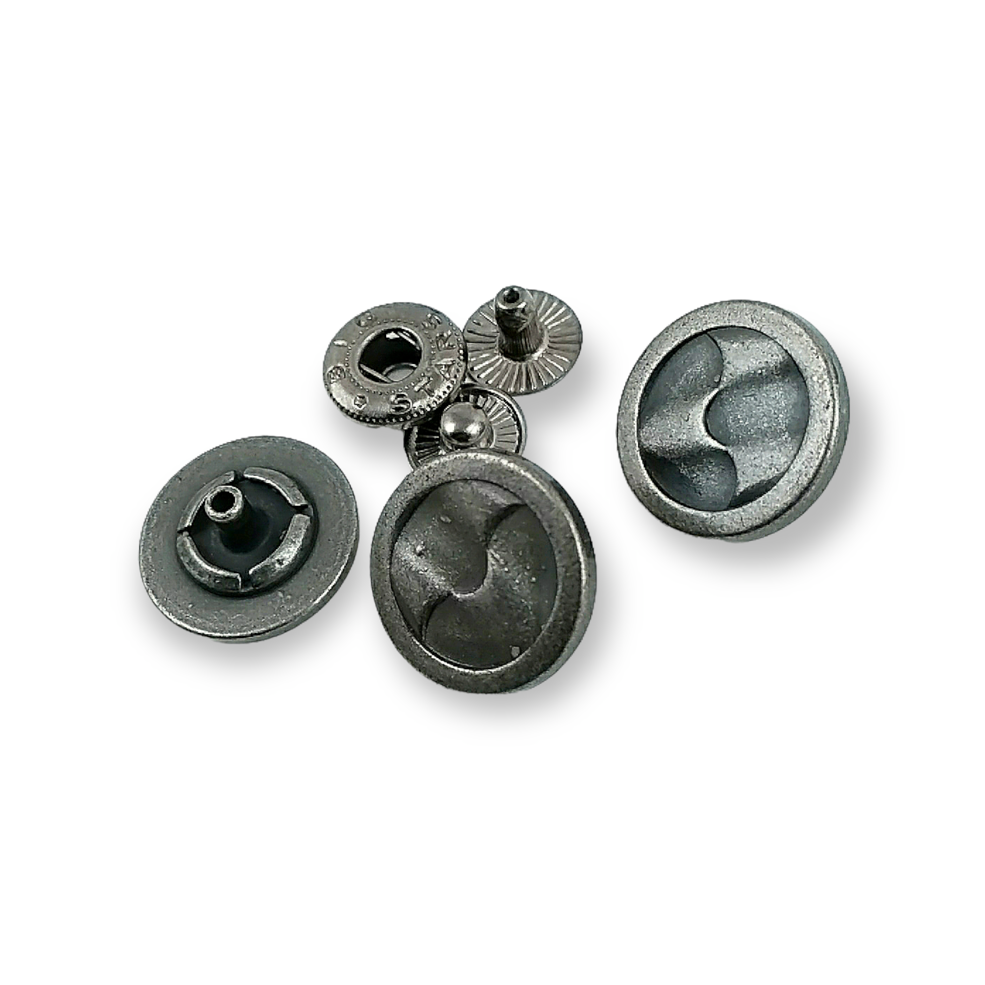 Şık Desenli Çıtçıt Düğme 17 mm - 27 boy E 1457