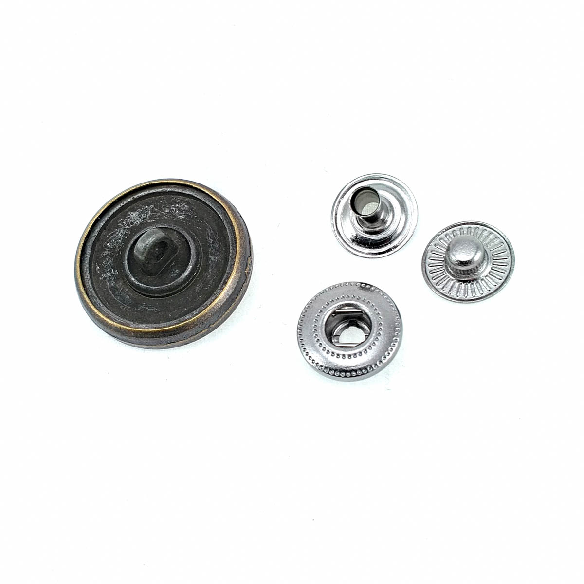 Mineli Ceket Ve Mont Çıtçıt Düğmesi 23 mm - 36 boy E 1473