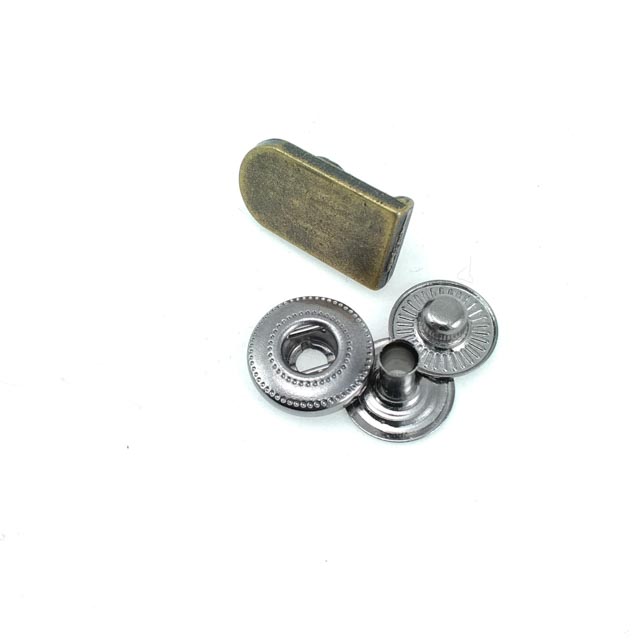 Mont ve Kaban Çıtçıtı 17 x 9 mm E 149