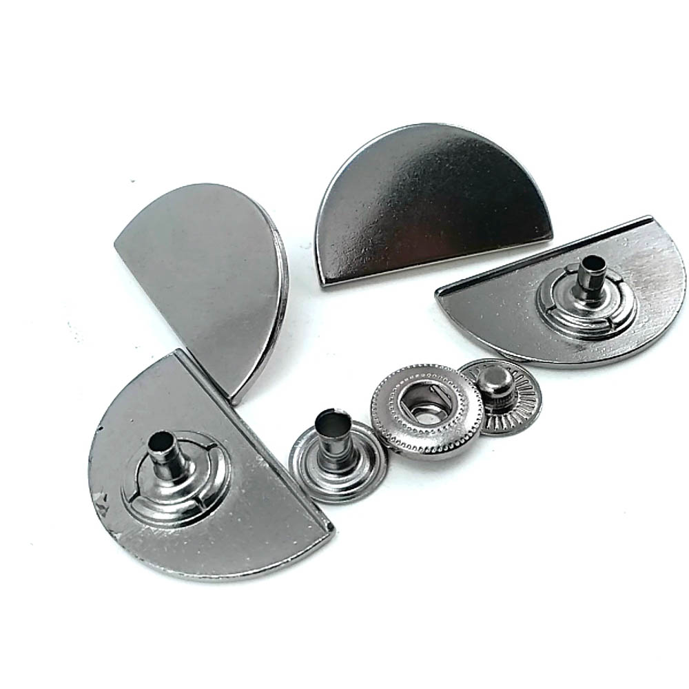 Yarım Daire Şekil Dış Giyim Çıtçıtı 30 x 17 mm E 1579