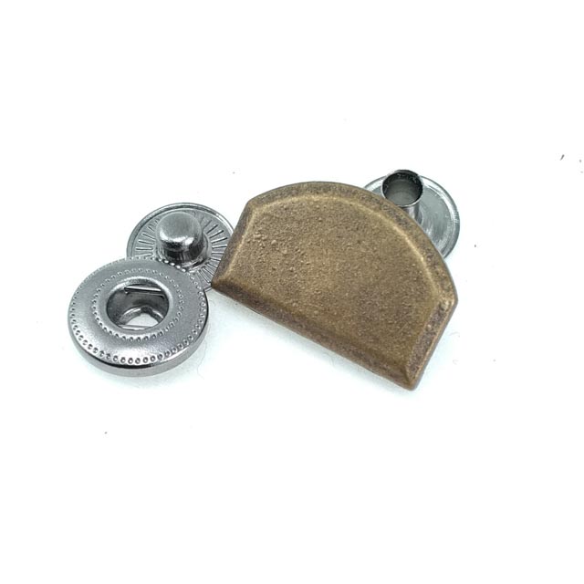 Dış Giyim ve Çanta Çıtçıt Düğmesi 20 x 13 mm E 163 Dış Giyim ve Çanta Çıtçıt Düğmesi 20 x 13 mm E 163