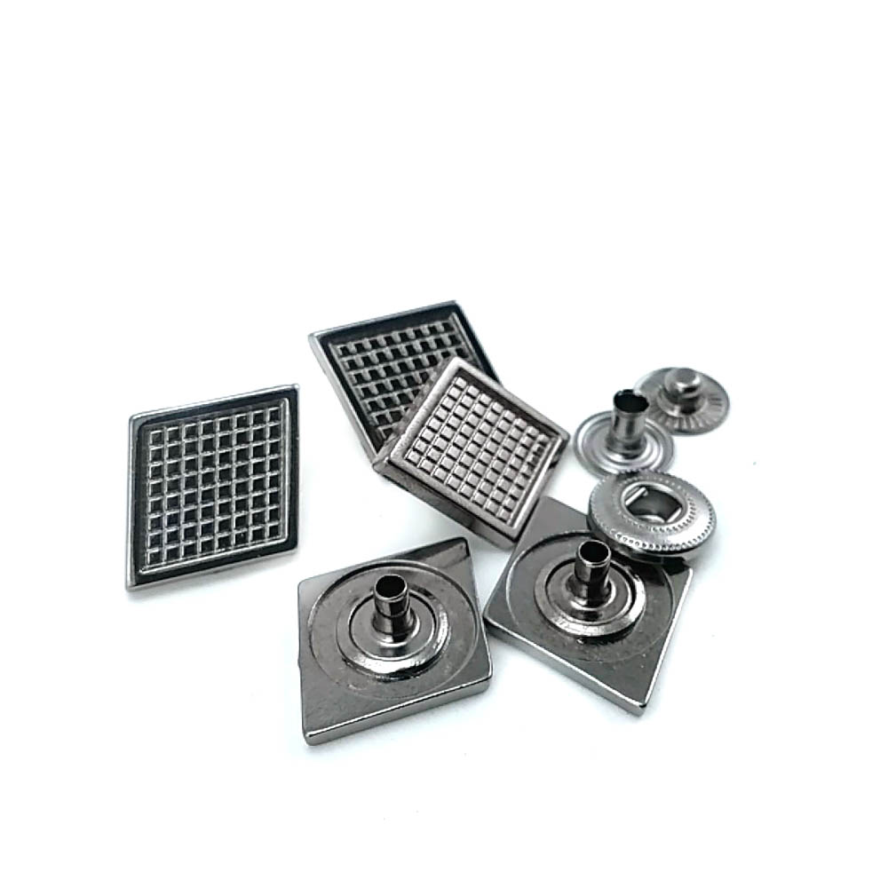 Estetik Mont Çıtçıt Düğmesi 16 x 16 mm E 1947
