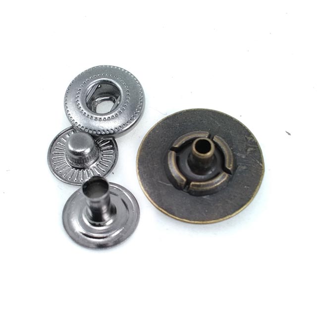 Çıtçıt Düğme Estetik Düğme Tasarımı 17 mm 27 boy E 219