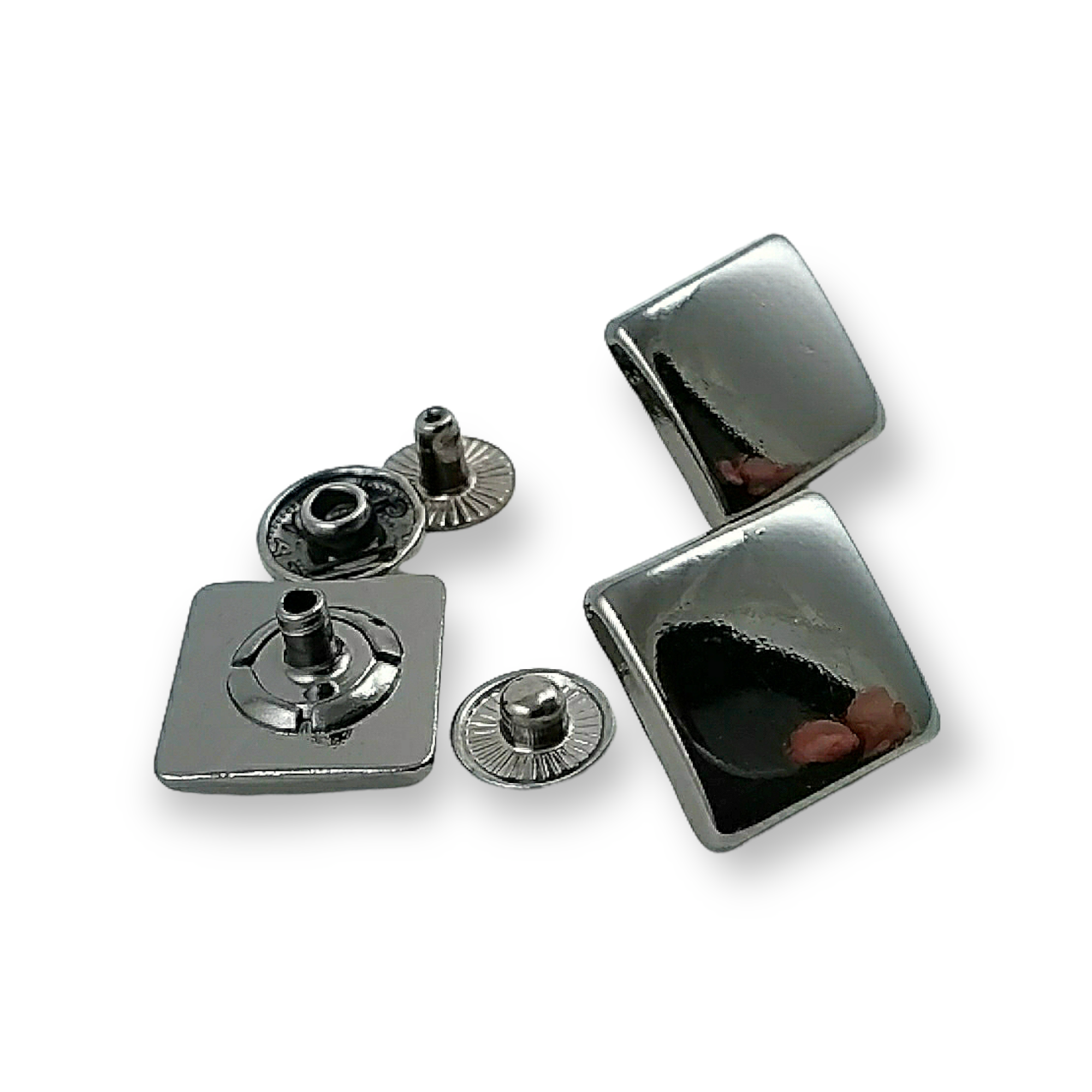 Çıtçıt Düğme Kare Tasarım 17 x 17 mm E 232