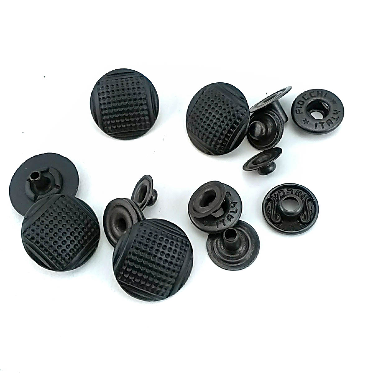 17 mm Snap Fastener front and detail view