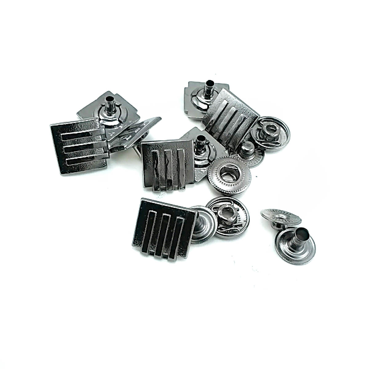 Kare Çıtçıt Düğme 14 x 14 mm E 347