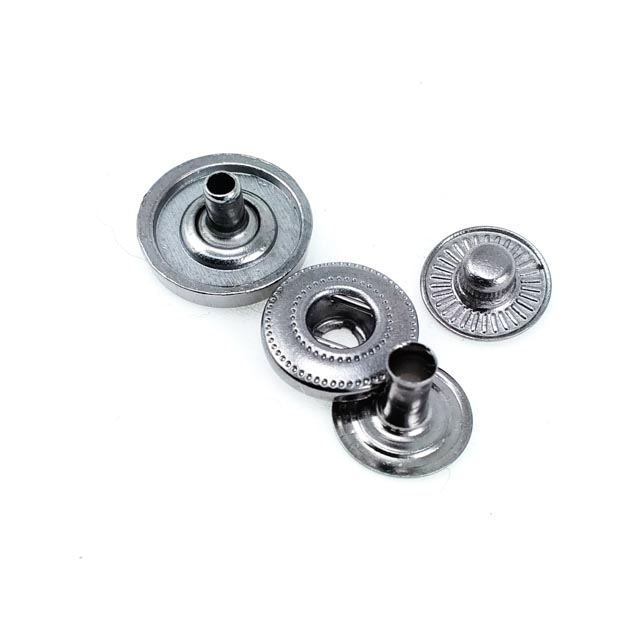 Düz Para Tipi Çıtçıt Düğme 14 mm - 24 boy E 473