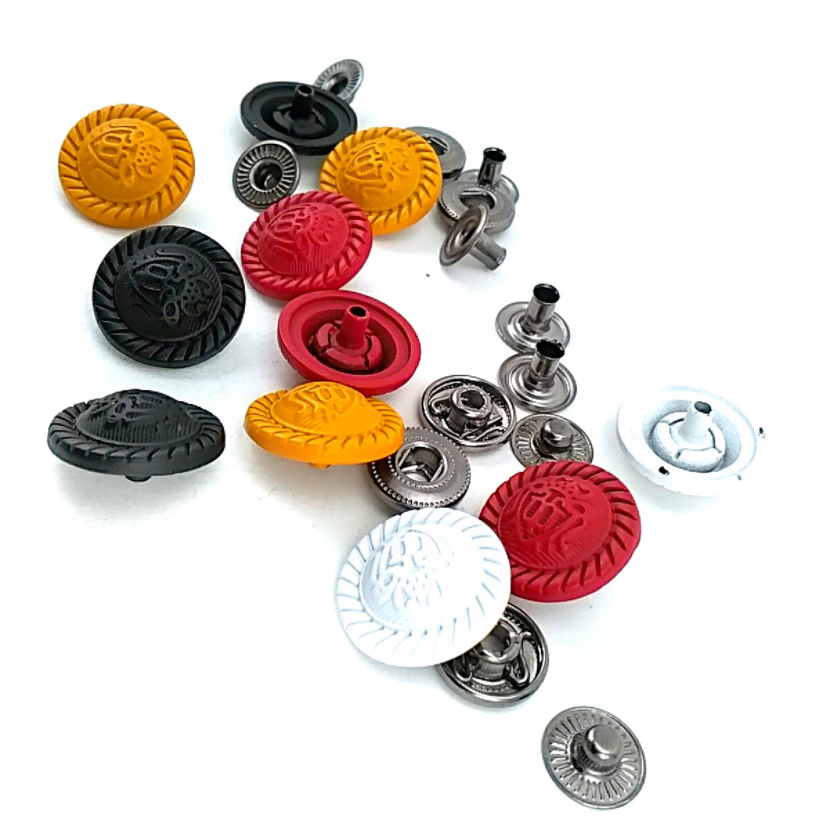 Mat Boyalı Çıtçıt Düğme 17 mm - 27 boy E 512 MN