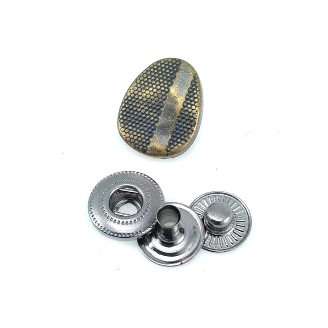 Çıt çıt Düğme Nokta Motifli 23 x 13 mm E 66