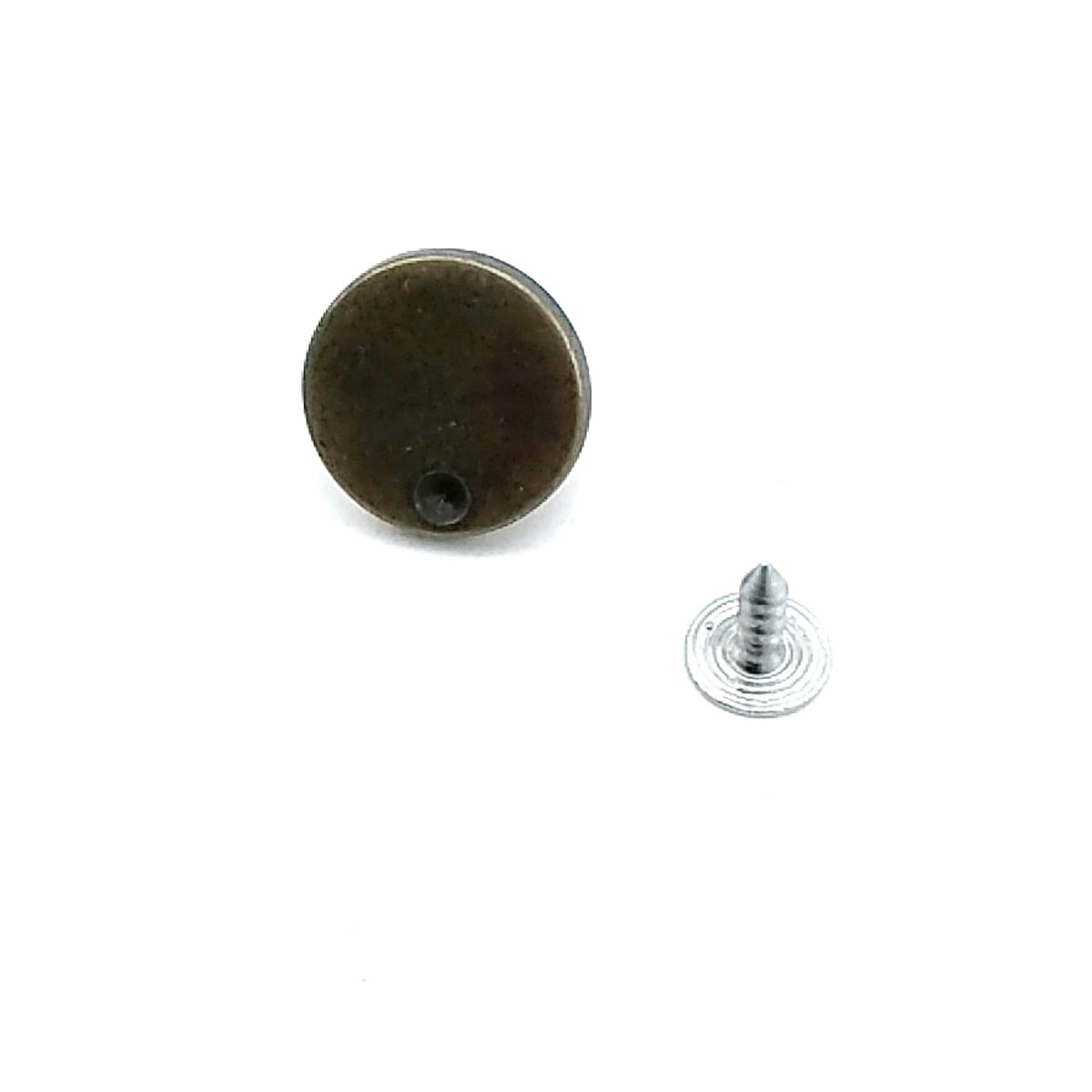 Tek Taşlı Düz Para Şekil Kot Düğmesi 17 mm 27 Boy Tek Taşlı Düz Para Şekil Kot Düğmesi 17 mm 27 Boy 17 mm