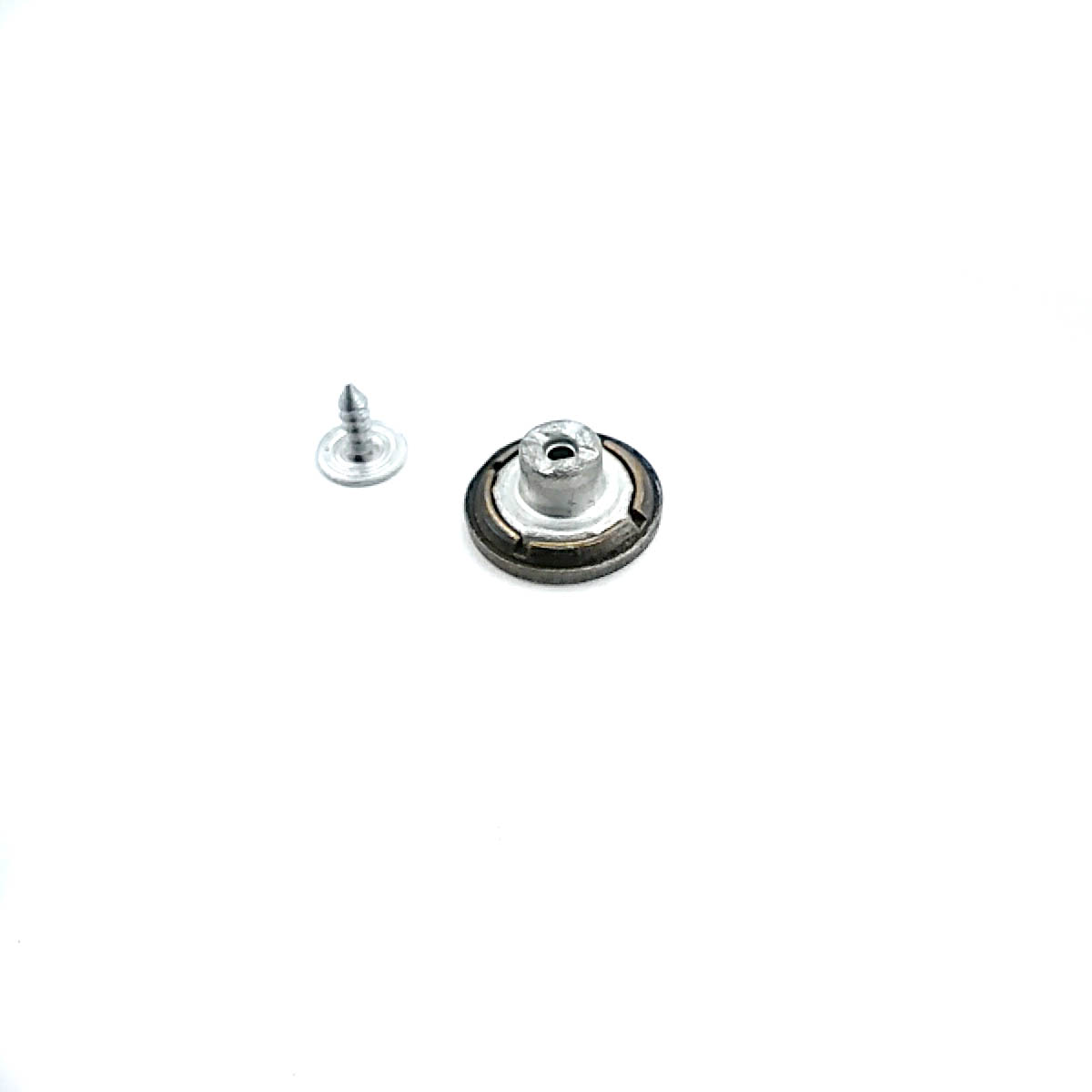 Kot Düğmesi Nokta Desenli Ortası Delikli 17 mm 28 boy 17 mm