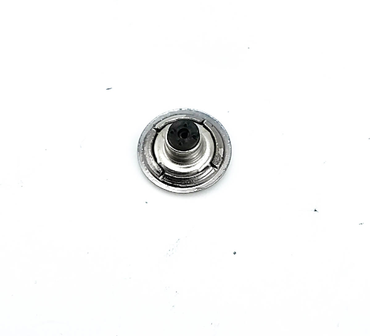 Kot Düğmesi - Zamak - Çiçek Desenli 17 mm  28 Boy 17 mm