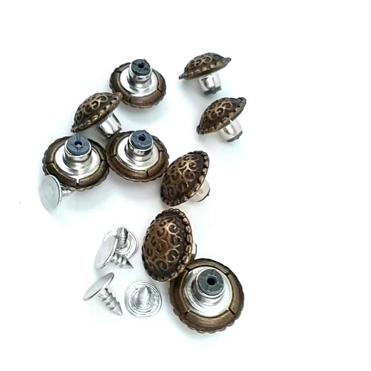 Curved and Patterned Jeans Button 17 mm - 28 L E 191 Curved and Patterned Jeans Button 17 mm - 28 L E 191