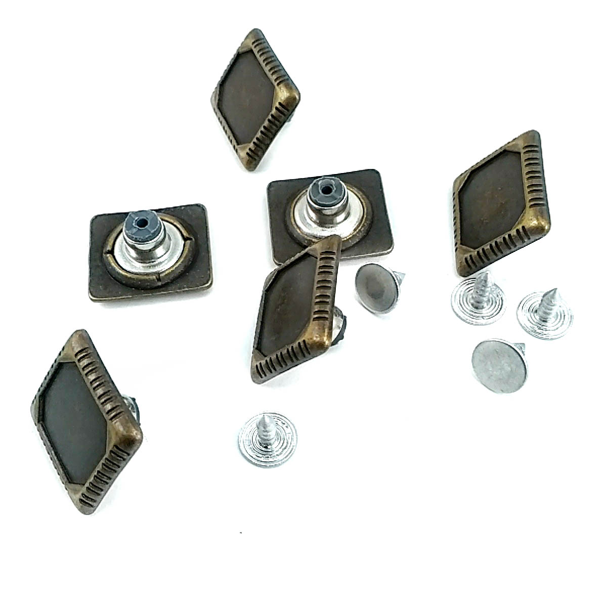 17.5 mm Jeans Button front and detail view