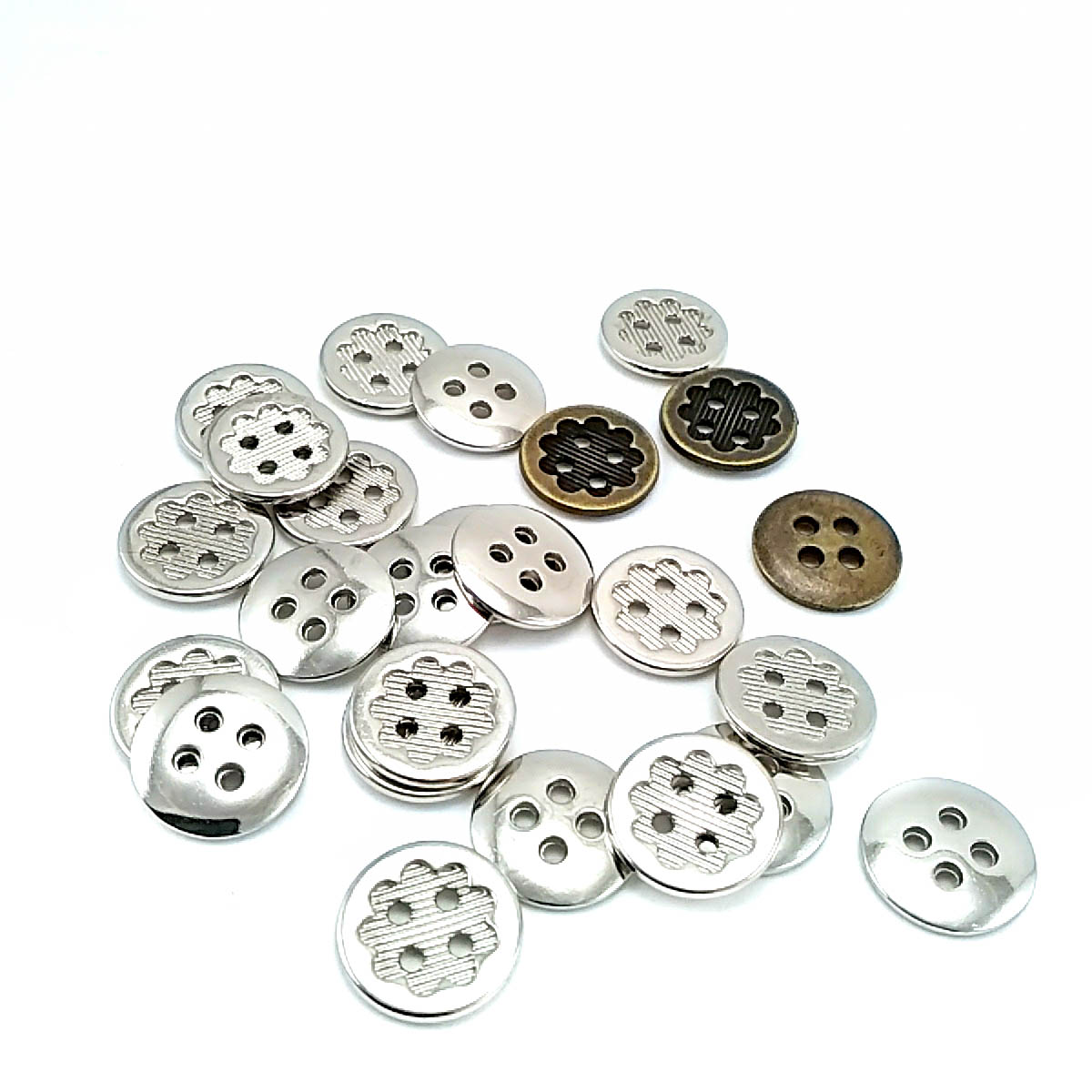 15 mm Sew-Through Button front and detail view