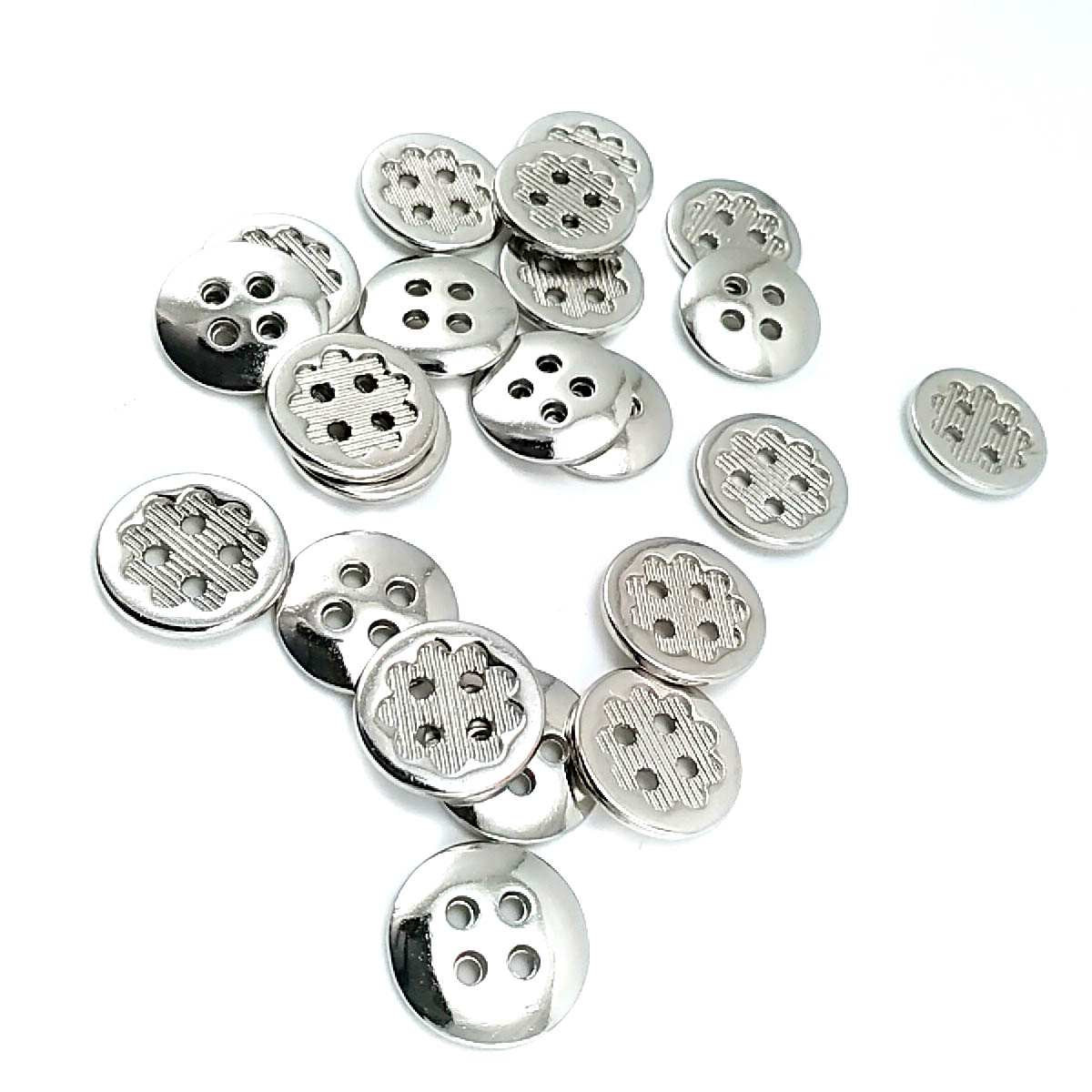 15 mm Sew-Through Button front and detail view