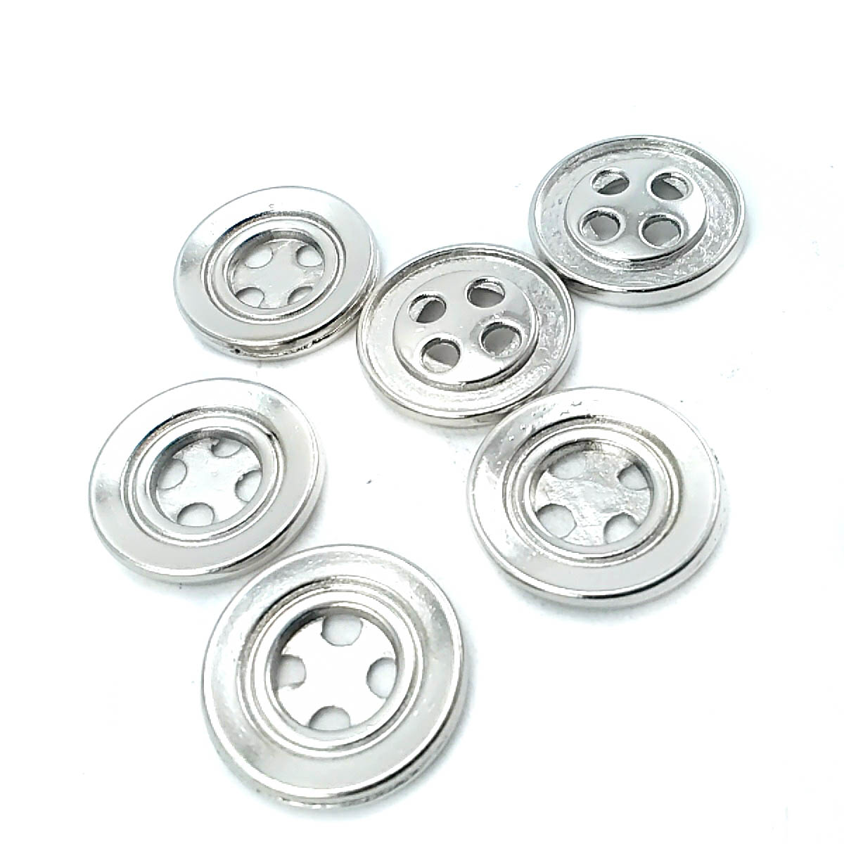 Dört Delikli Kaban ve Mont Düğmesi Metal Dikme Düğme 25 mm 40 boy  E 487