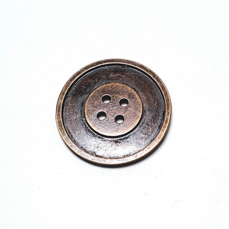 30 mm Sew-Through Button front and detail view