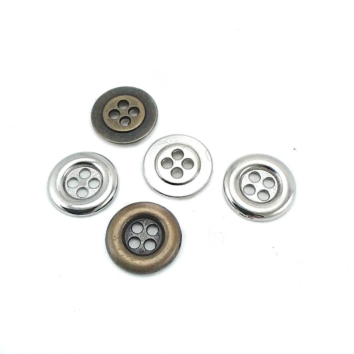 Metal Button With Four Holes 16 mm 26 lignes