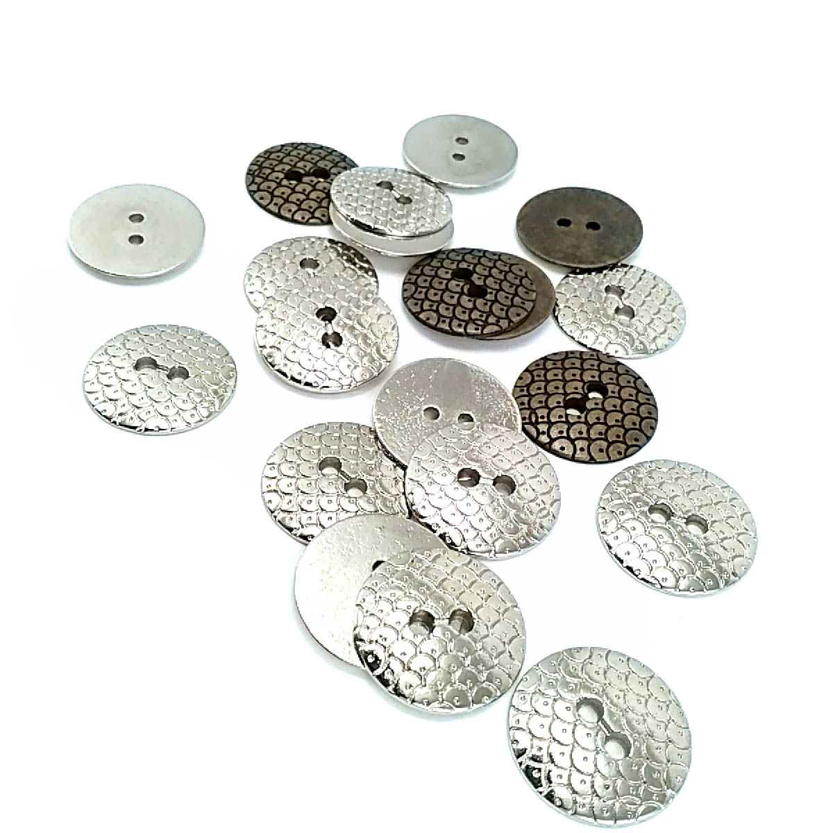 19 mm Metal button with two holes 19 mm Metal button with two holes