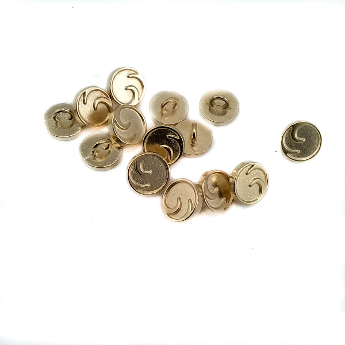 Enamel Blouse and Shirt Button 10 mm - 16 L E 2051