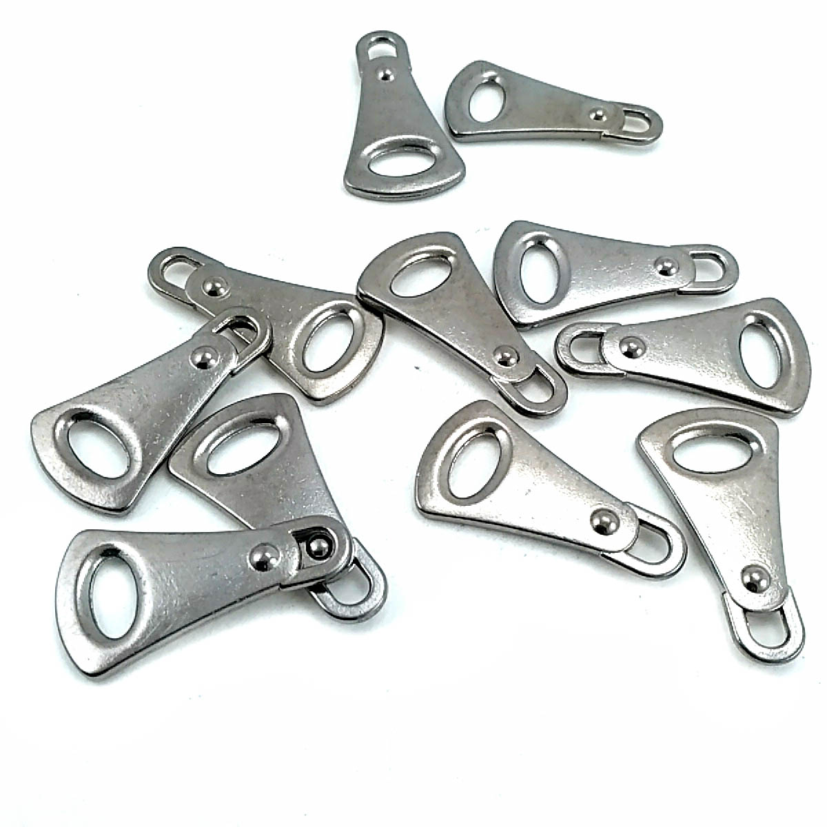 Zipper Pulls 3 cm for Bags and Clothing Zipper Pulls B 105 Zipper Pulls 3 cm for Bags and Clothing Zipper Pulls B 105