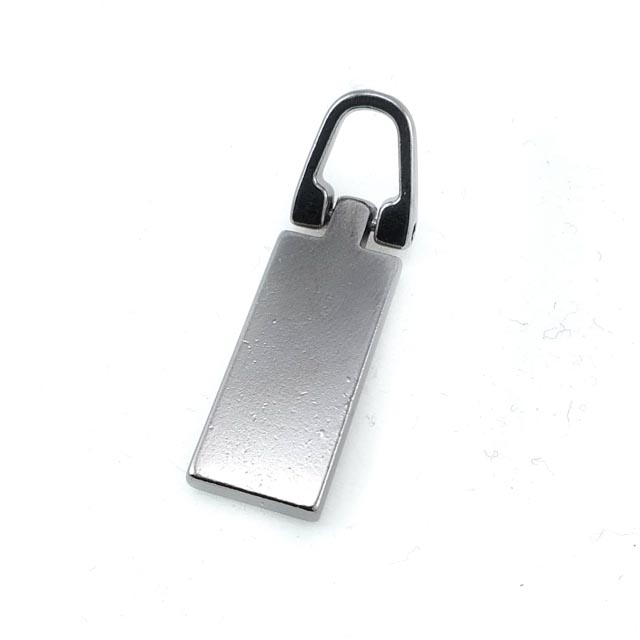 Fermuar Elciği 3,5 cm Sade Dış Giyim Fermuar Çekeceği B 152 Fermuar Elciği 3,5 cm Sade Dış Giyim Fermuar Çekeceği B 152