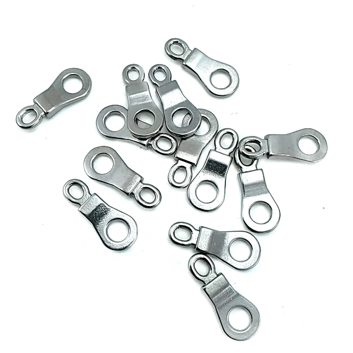 Zipper Pullers 8 mm x 22 mm E 102 Zipper Pullers 8 mm x 22 mm E 102