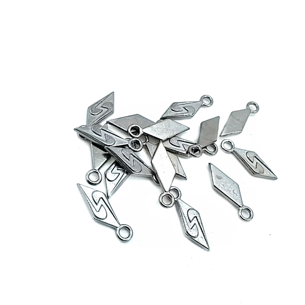 24 mm Zipper Pull front and detail view