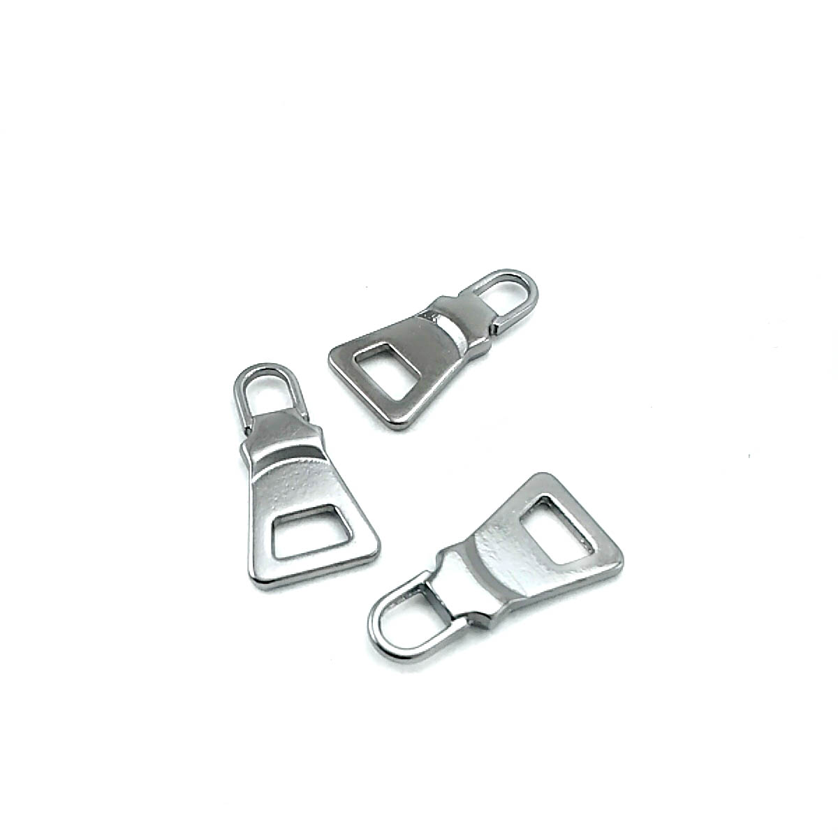 Fermuar Elciği Her Ürüne Uygun 28 mm x 14 mm E 1235