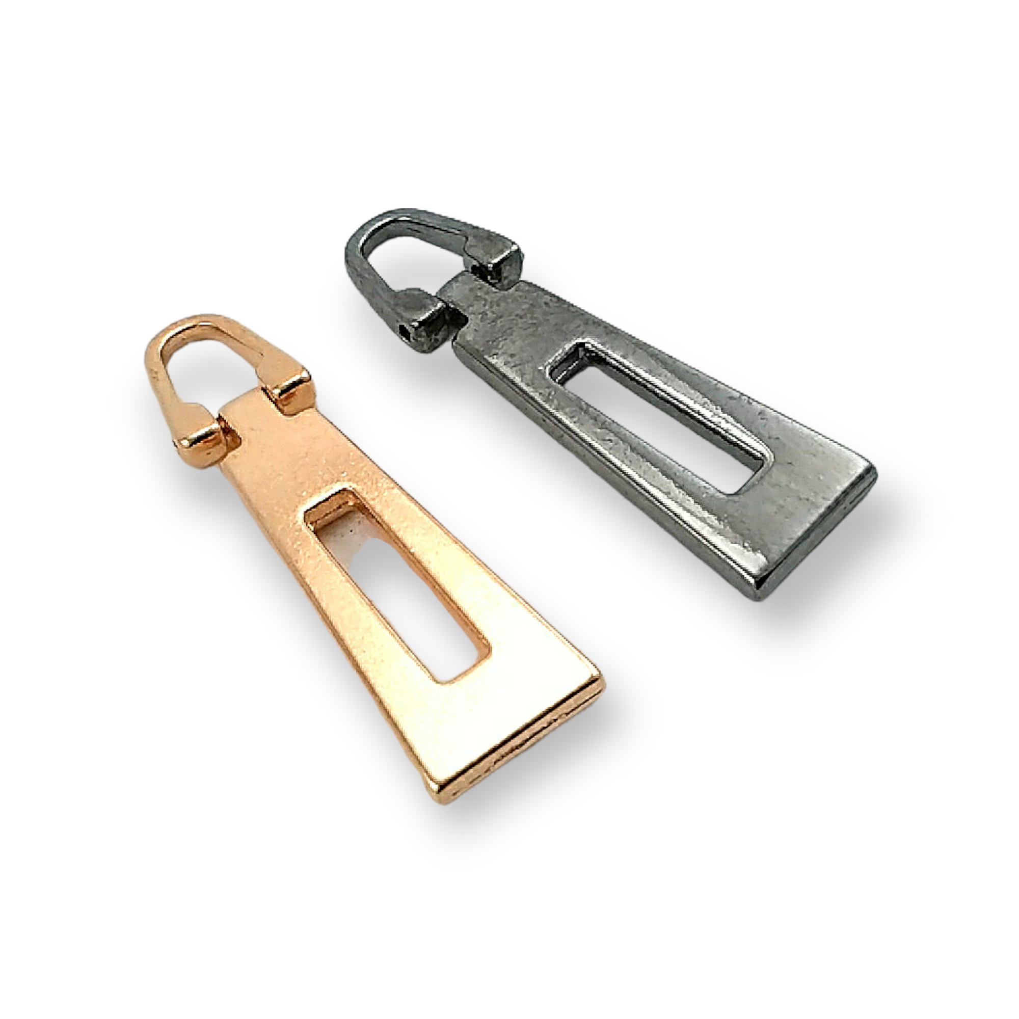 Metal Fermuar Elciği 30 mm Şık Tasarım E 1597 Metal Fermuar Elciği 30 mm Şık Tasarım E 1597