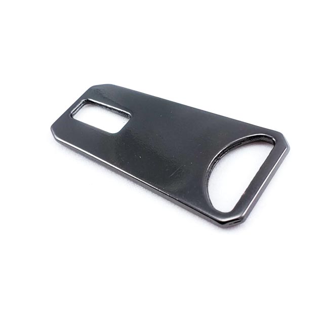 Outerwear zipper pull 40 mm x 20 mm Outerwear zipper pull 40 mm x 20 mm
