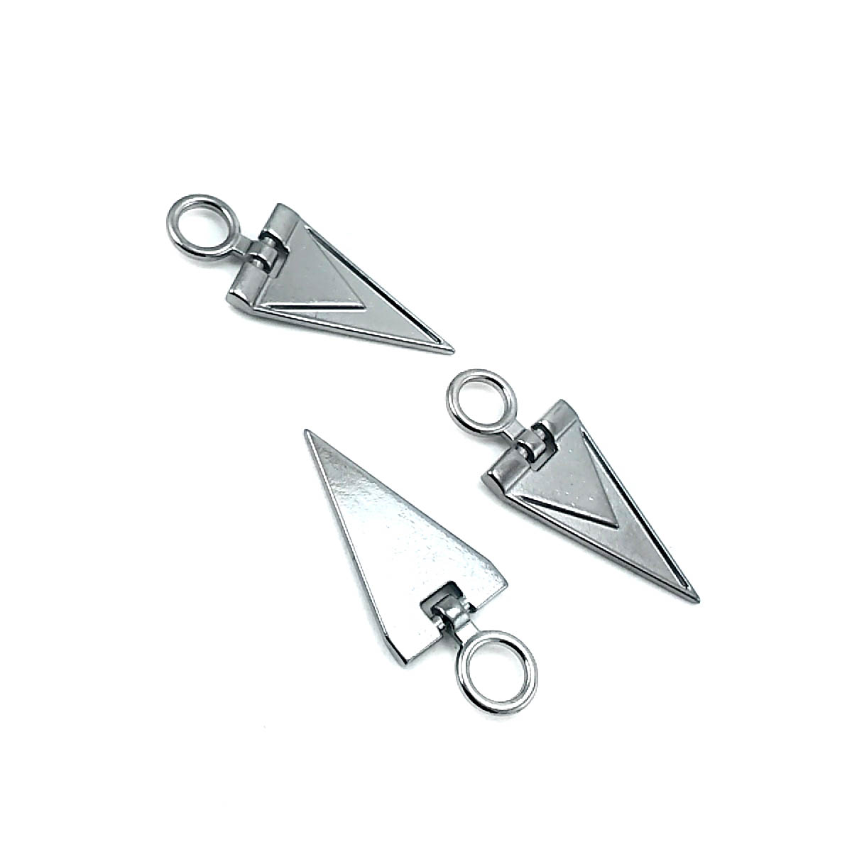 Zipper Pull 4 cm With Black Epoxy Triangle Shape Zipper Pulls for Coats and Jackets E 1787