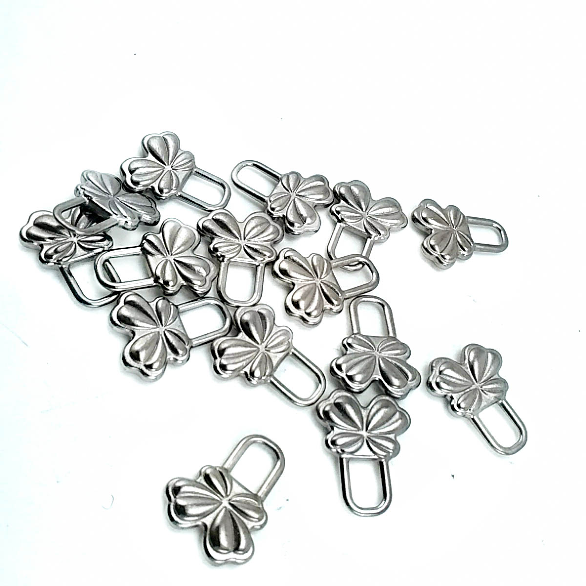 18 mm Zipper Pull front and detail view