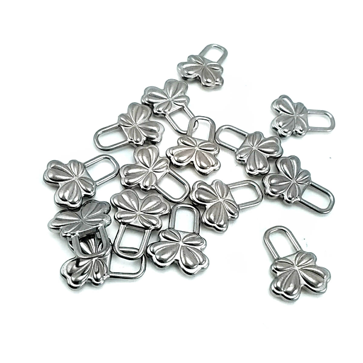 18 mm Zipper Pull front and detail view