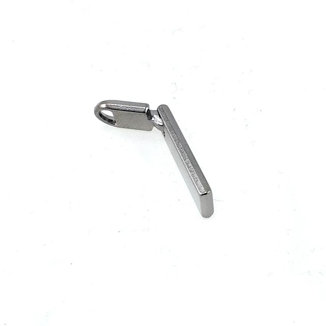 37 mm Zipper Pull front and detail view