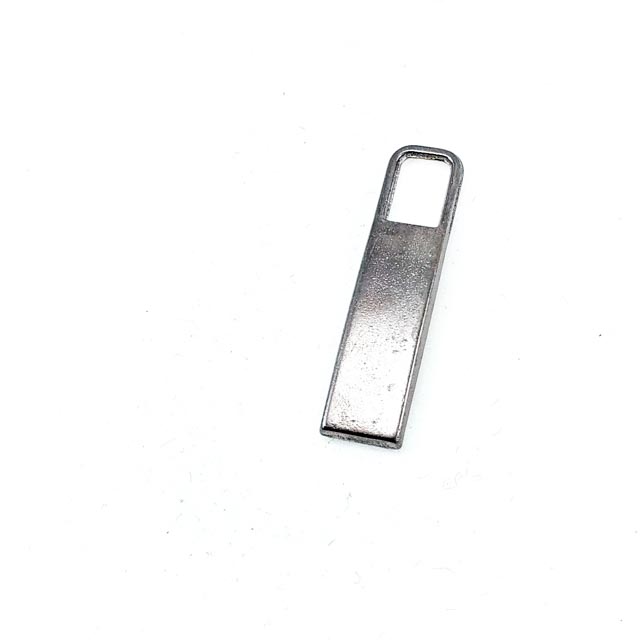 29 mm x 7 mm Simple and Classic Zipper Puller