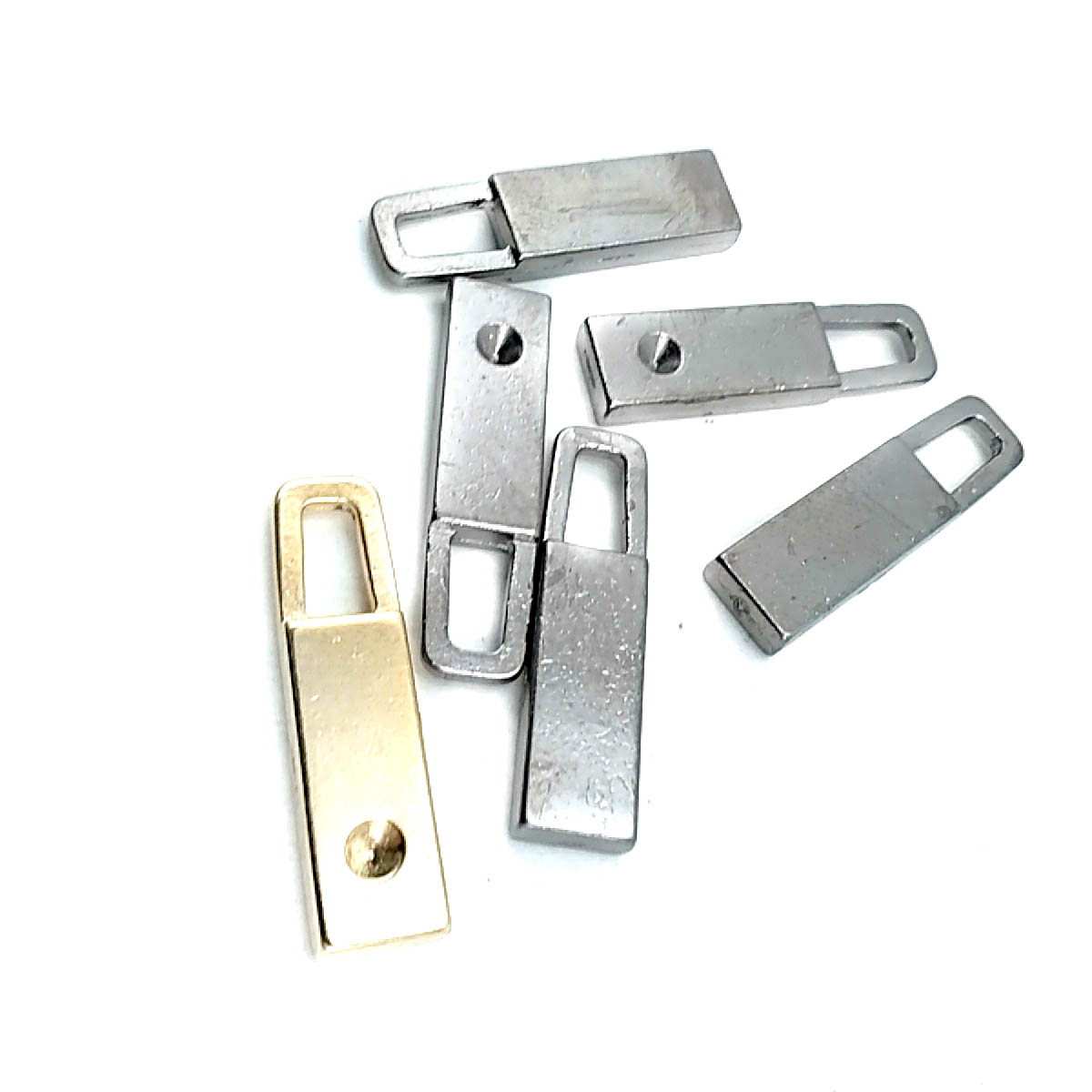 29 mm Enamel / Colored Zipper Pull front and detail view