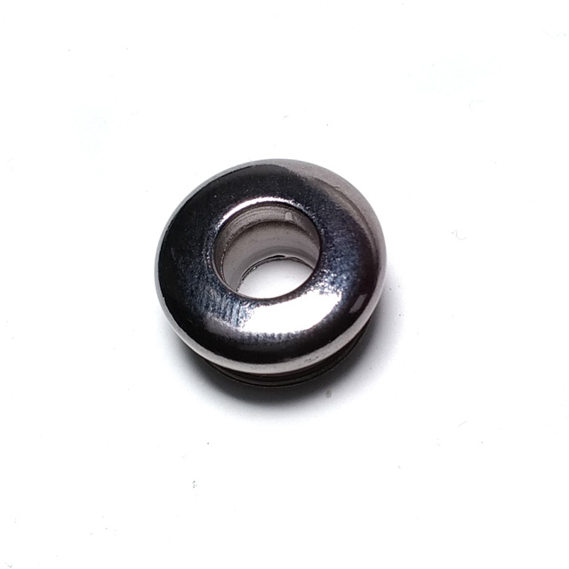 Oval zinc alloy eyelet with diameter 16 mm Oval zinc alloy eyelet with diameter 16 mm
