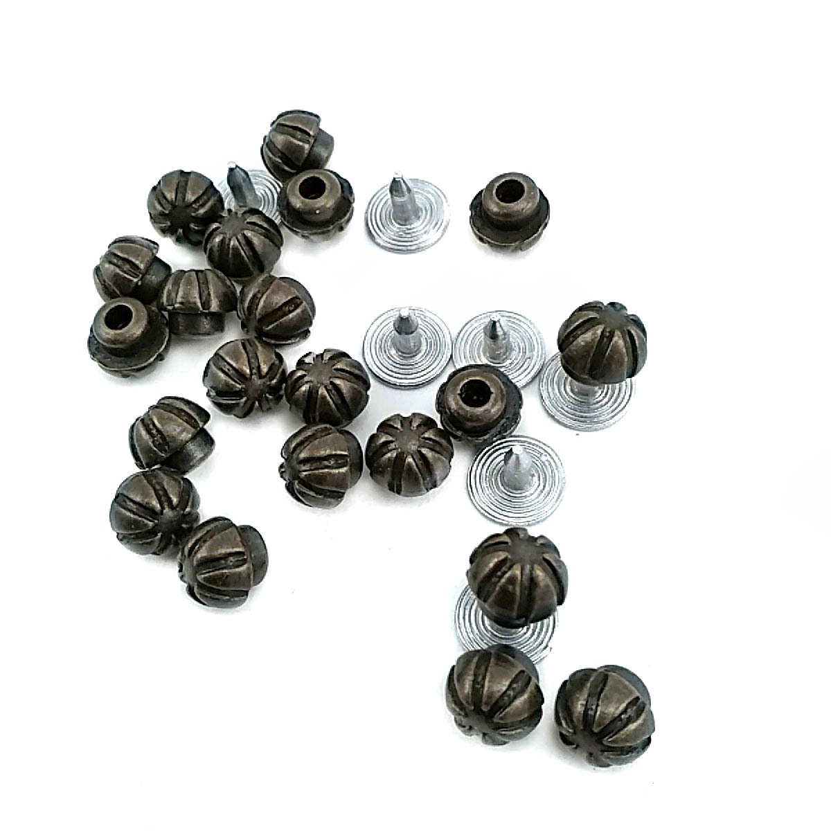 7.4 mm Rivet front and detail view