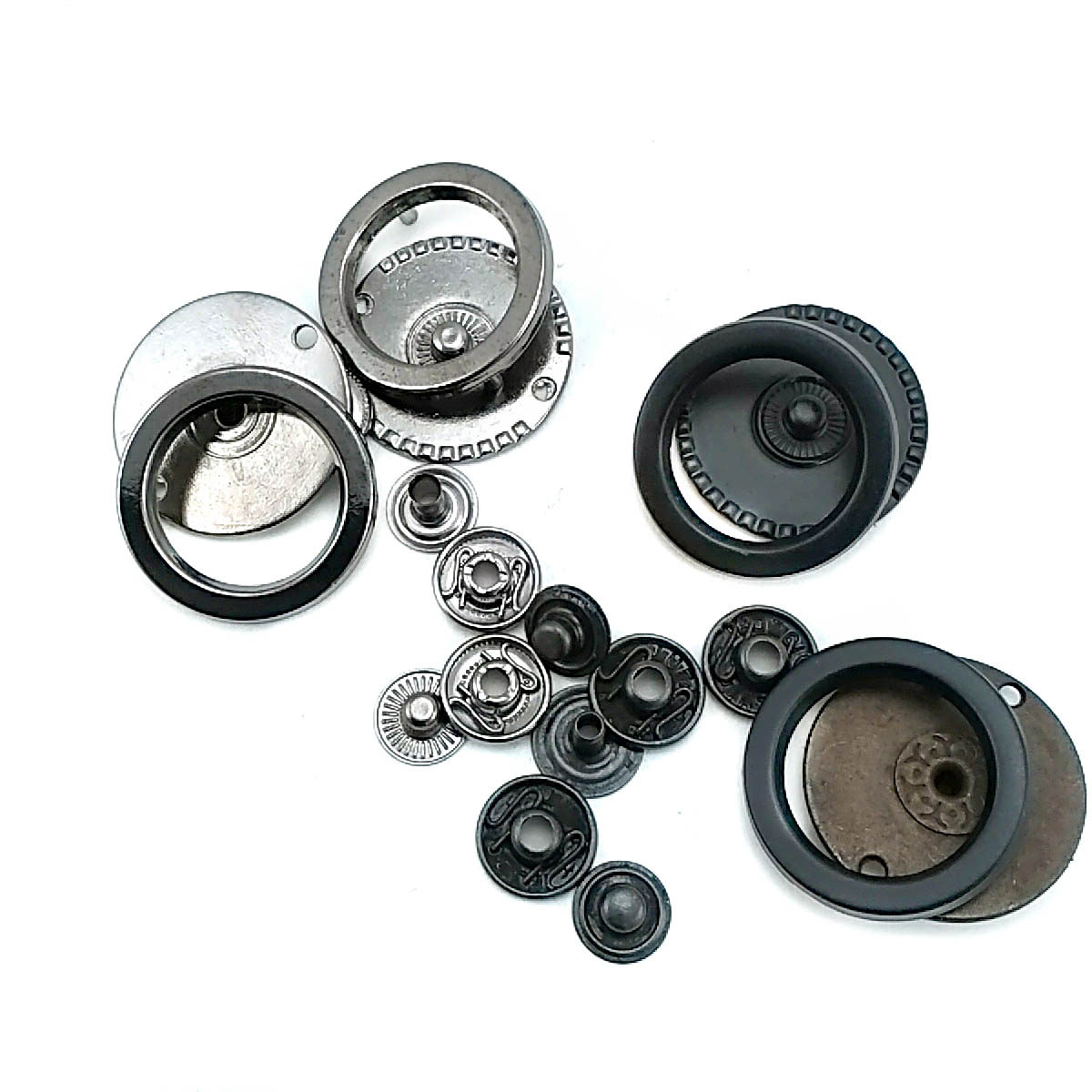 28 mm Snap Fastener front and detail view