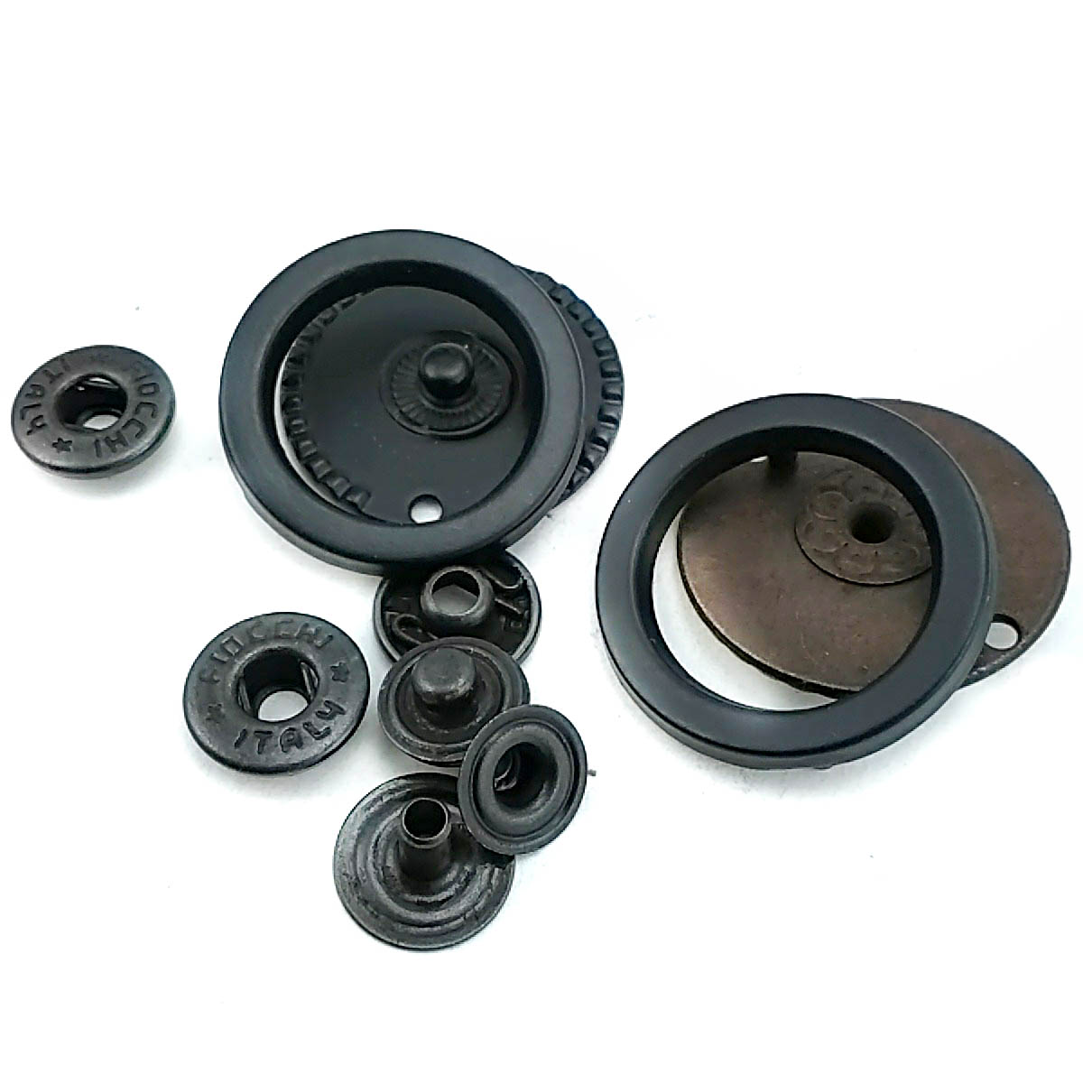 28 mm Snap Fastener front and detail view