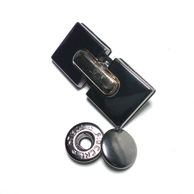 37 x 17 mm Dikdörtgen Zamak Metal Çıtçıt Düğme E 1860 37 x 17 mm dikdörtgen zamak metal çıtçıt düğme